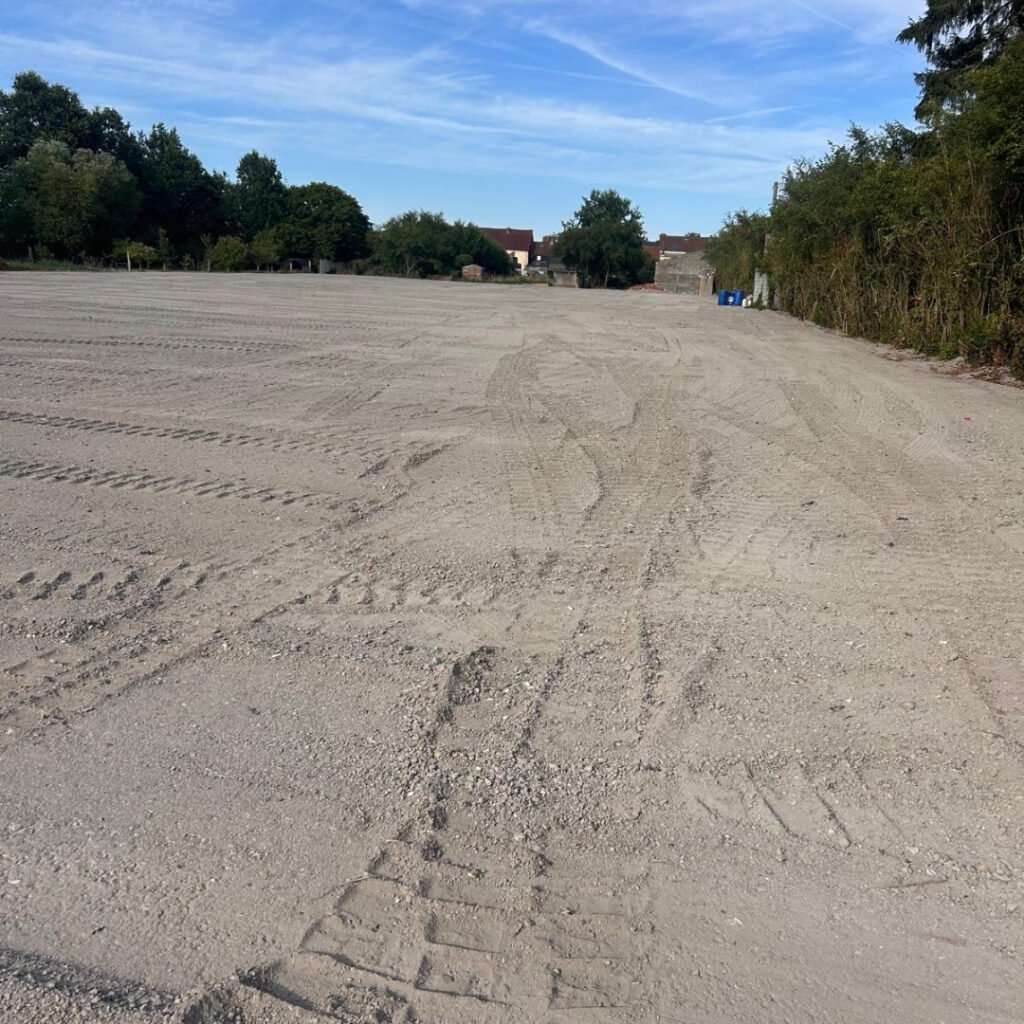 Terrassement de piscine et évacuation des terres à Valenciennes